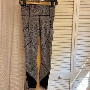 ❤️SOLD ❤️Lululemon fast and free tight 25”